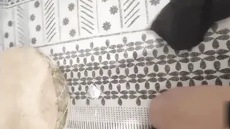 真实灌醉强上迷迷糊糊的就把她干