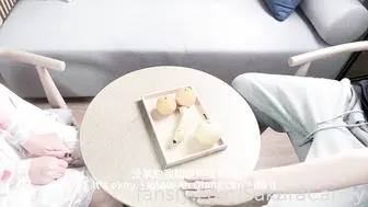 岳父与儿媳做爱 趁儿子出差不在家，点燃寂寞儿媳心中欲望之火，爆操中出内射
