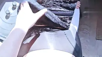 带着骚妈露天大院做爱，又在灶台上高潮，还把精液都弄到了锅里给大家品尝