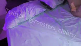 超颜值嫩妹体验所 3P群居生活性爱实录 第一部